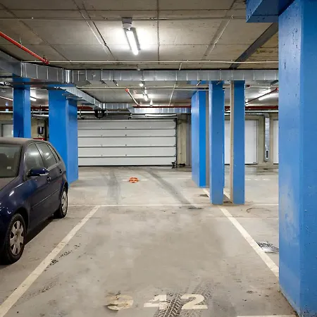 Cozy Living In Family Garden With Parking Space By Flat Manаger * Varna